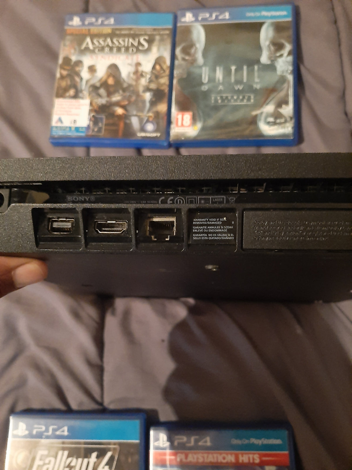 Playstation 4 Console